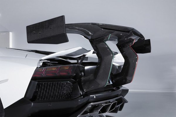 Lamborghini Aventador Aimgain - 4