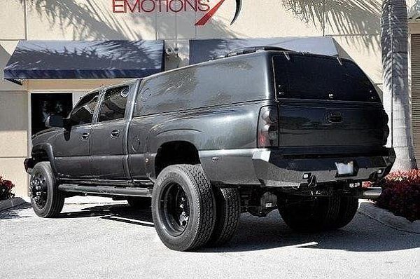 Chevrolet Silverado 3500 4x4 Crew Cab. - 4