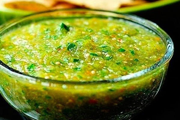 ИКРА ИЗ ЗЕЛЕНЫХ ПОМИДОР.Ингредиенты:3 кг. зеленых помидоров1 кг. моркови1 кг. репчатого лука5-6 шт. ...