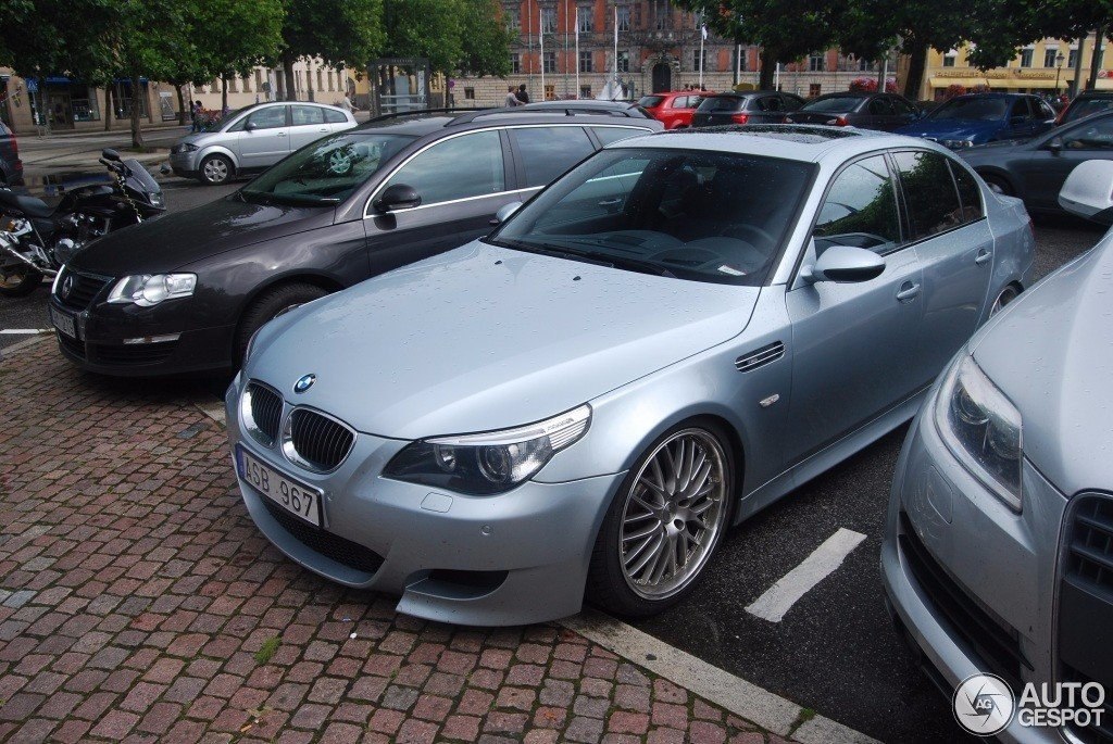 BMW M5 E60