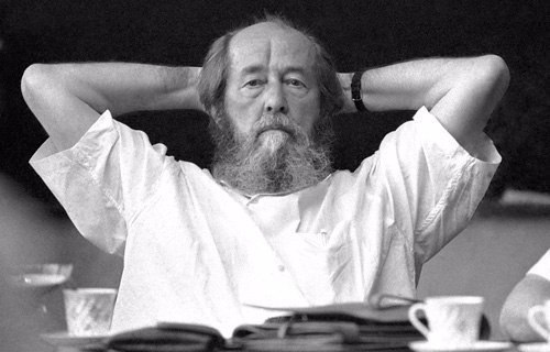 «Самое главное в жизни, все загадки её – хотите, я высыплю вам сейчас? Не гонитесь за призрачным – ...