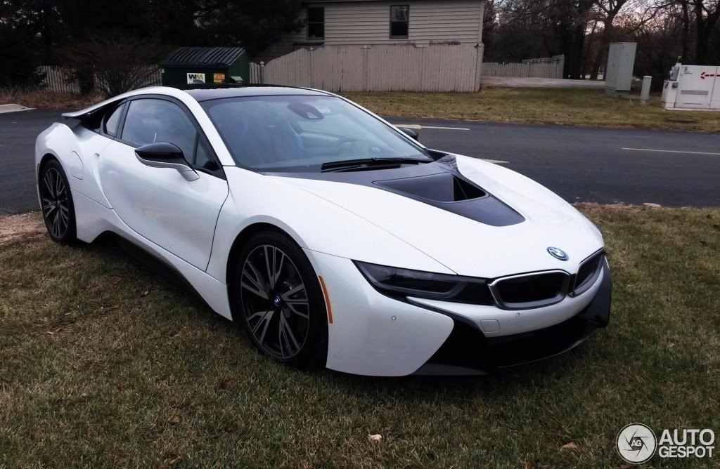 BMW i8