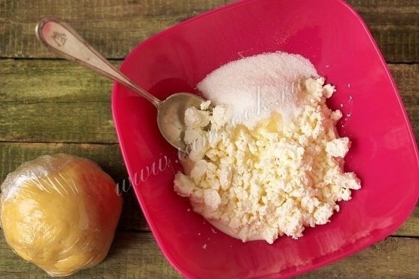 Ҹ   .: :-  - 200 ;-  - 70 ... - 3