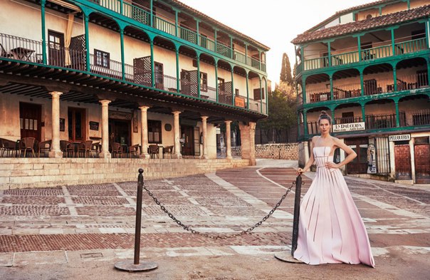 Jessica Miller for ELLE Spain by Xavi Gordo - 5