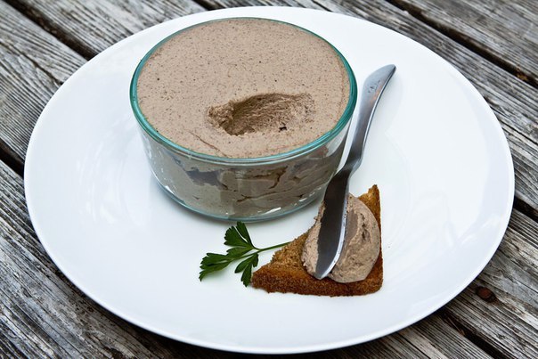 Грибной паштет, минимум калорий.Удивительный и нежный вкус!100 гр - 50.2 ккал белки - 6.52 жиры - ...