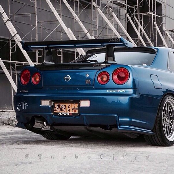 Nissan Skyline R34 - 5
