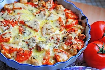 Куриное филе запеченое с овощами и сыром.Нам понадобится:3 куриных филе1 сладкий перец2 небольших ...