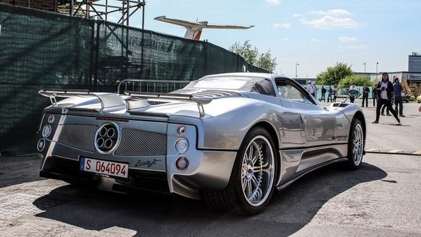 Pagani Zonda F