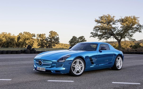 Mercedes-Benz SLS AMG