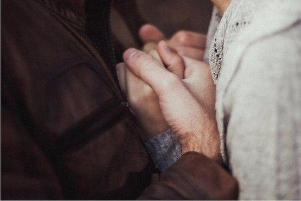 Мы обязательно скоро встретимся. И я обниму тебя так сильно, насколько только хватит сил.