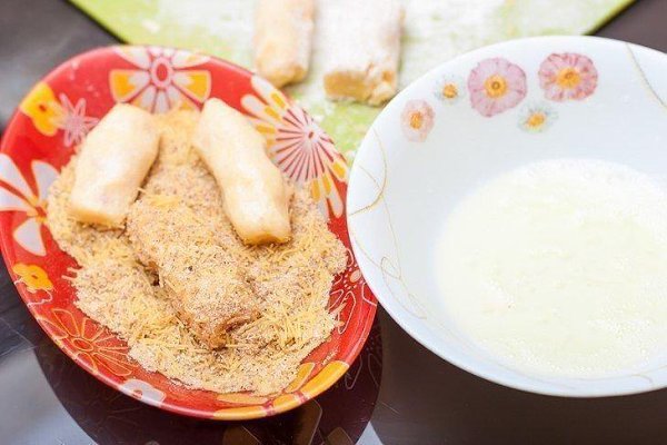 ЗАПЕЧЁННЫЙ КАРТОФЕЛЬ.Вам потребуется:Картофель — 1,5 кгВетчина — 100 гВермишель мелкая яичная — ... - 8