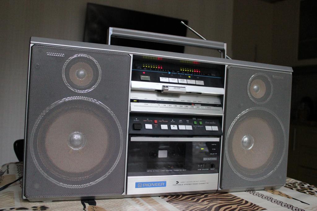 Pioneer SK-750