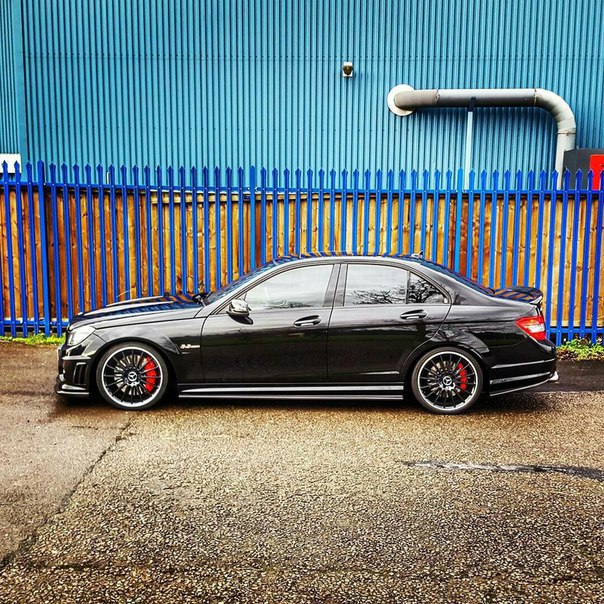 Mercedes-Benz C63 AMG