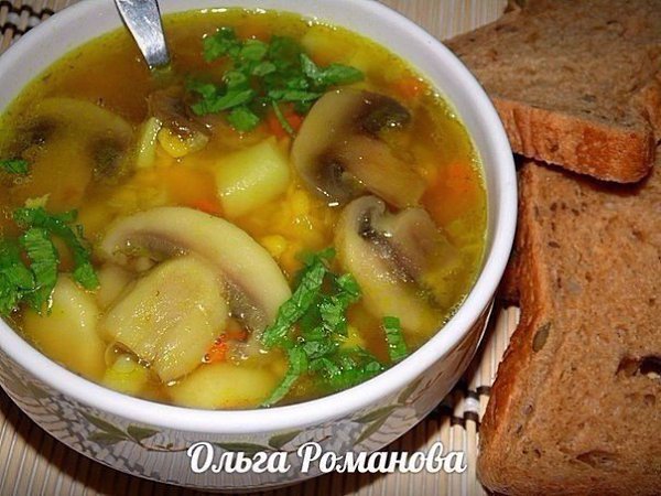 Подборка первых блюд.1. Ароматный супчик с копчёной курицей и плавленным сыркомИнгредиенты:копчёный ... - 3