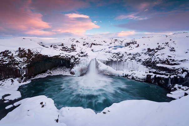  Aldeyjarfoss. 