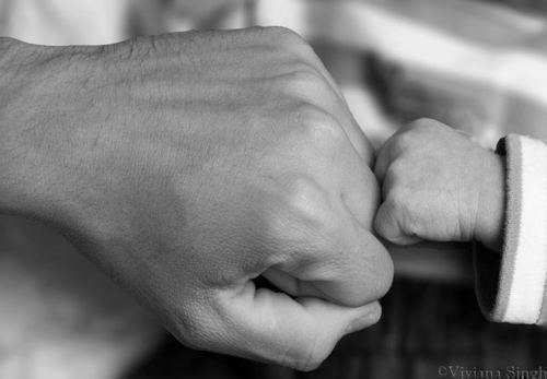 Сильный человек – это не тот, кто побеждает слабого, а тот, кто помогает слабому стать сильным