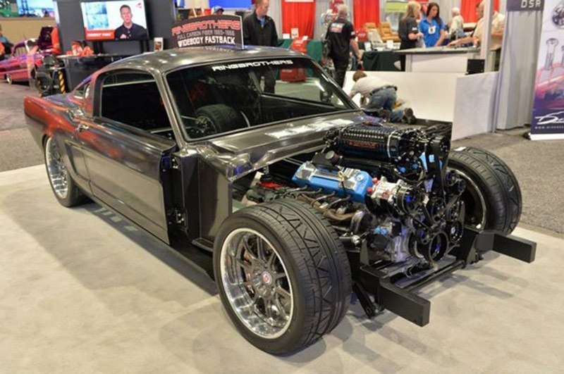 Ford Mustang - 9