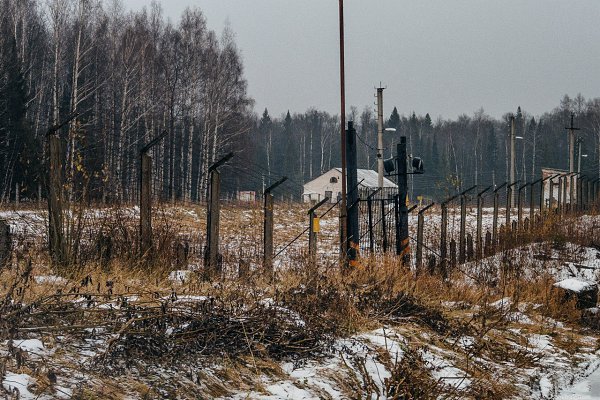 Пермская заброшенная военная часть, расформированная в 2015 году. В 2014 году в одной из четырех ... - 8