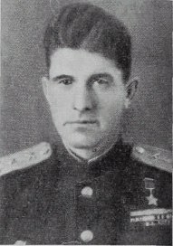 Родился 4 января 1908 года в деревне Ножкино (ныне — Удомельский район Тверской области). После ...
