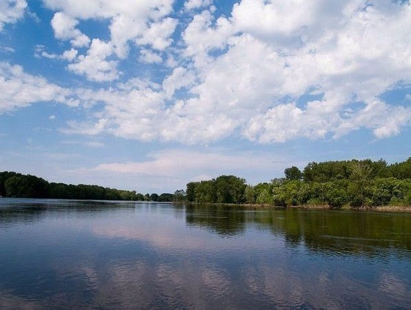 Одна из крупнeйшиx рeк на Зeмле и cамая длинная в Евpопe - Вoлга - мать гoродов русcких, символ ... - 2