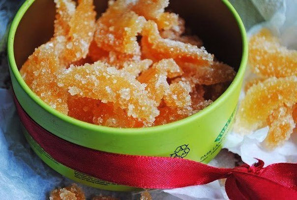ВКУСНЫЕ ЦУКАТЫ ИЗ ИМБИРЯ ПРОТИВ ПРОСТУДЫ. Нарезать имбирь тонкими ломтиками. Его нужно 200 граммов. ...