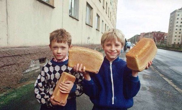 Пост для тех, кто тоже отгрызал корочку, пока нёс хлеб домой