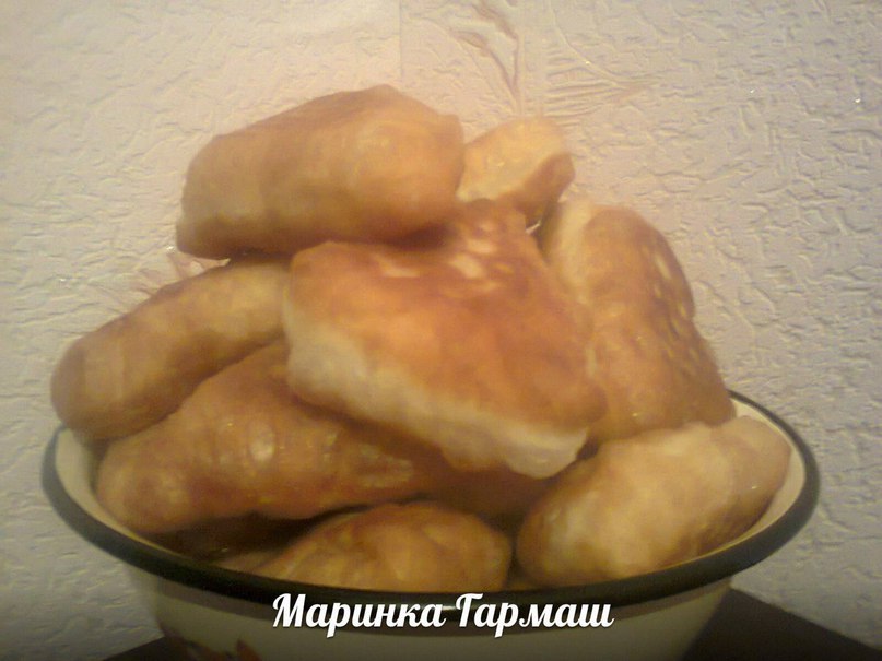 Беляши... Очень вкусные беляши приготовлены мной не один раз.Советую приготовить!!!! Для теста: 200 ...