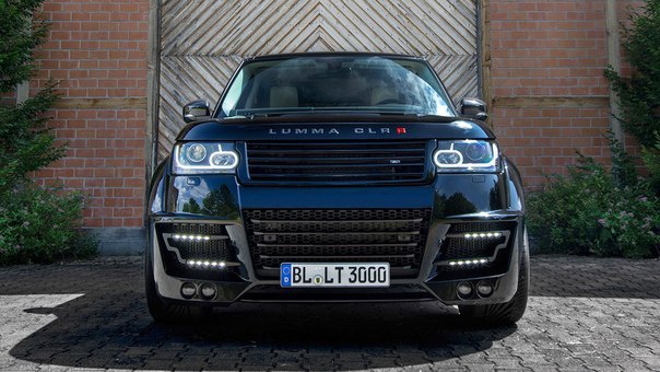 LUMMA CLR R Range Rover