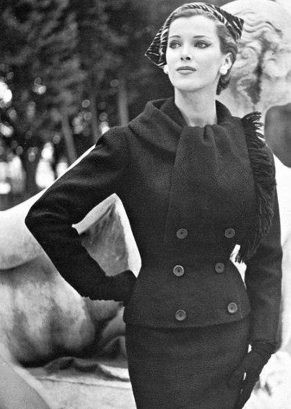    Nina Ricci, 1950-. - 4