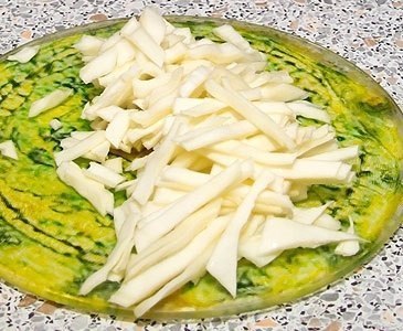 Шаверма. Ингредиенты: Куриная грудка (или другое мясо) - 1 шт. Капуста - 1/2 вилка Огурцы - 2 шт. ... - 4