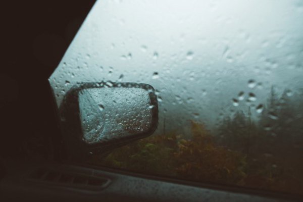 К сожалению, люди, которые нас окружают, не всегда оказываются теми, за кого себя выдавали.