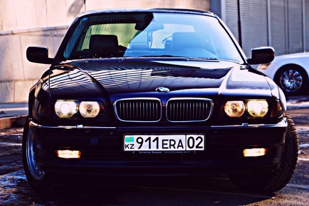 BMW E38