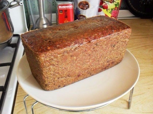 СУФЛЕ ИЗ КУРИНОЙ ПЕЧЕНИ. Приготовить 500 г куриной печени, 2 яйца, 100 мл молока, 150 г репчатого ...