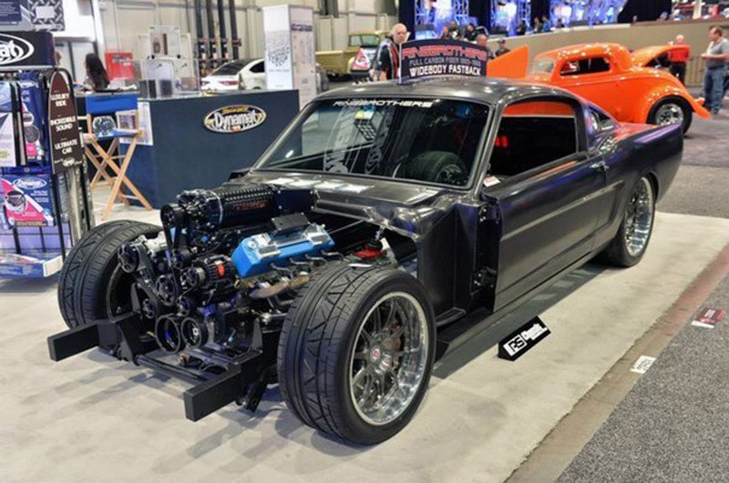 Ford Mustang - 3