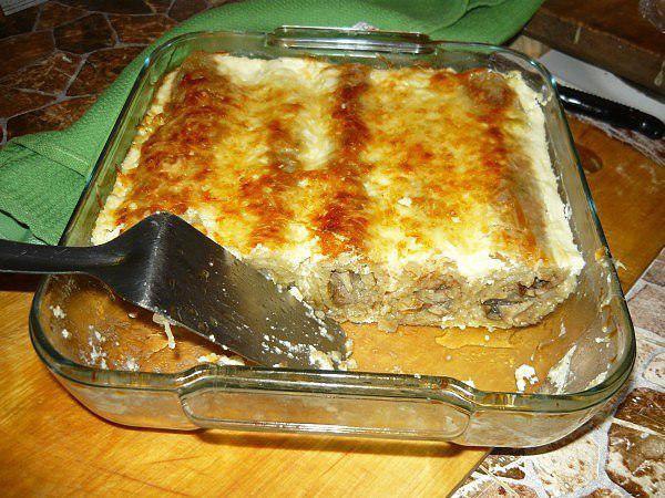Драники запеченные с грибами. Этот рецепт для тех, кому нельзя жареного. Необходимо: 4-5 картофель ...