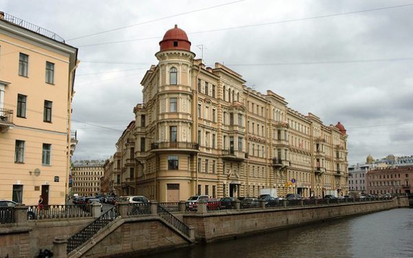 Доходный дом Ратькова-Рожнова на канале Грибоедова. Дом с башенкой на канале Грибоедова, который ...