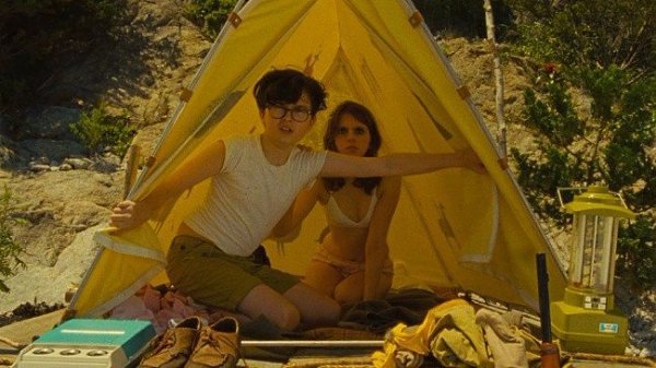 9 искренних фильмов о первой любви, которые стоит показать детям.1. Моя девочка2. Королевство полной ... - 2
