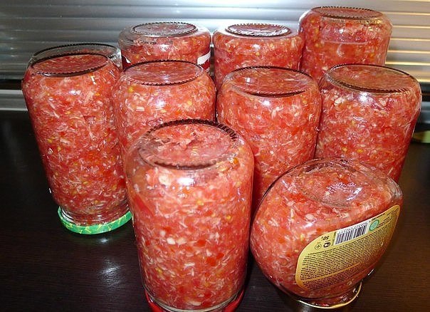 Хренодёр. Этот соус называют по разному-Хренодёр, Хреновина, Вырви глаз, Хренотень итд. Но смысл ...