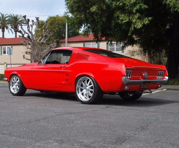 Ford Mustang 1967 - 3