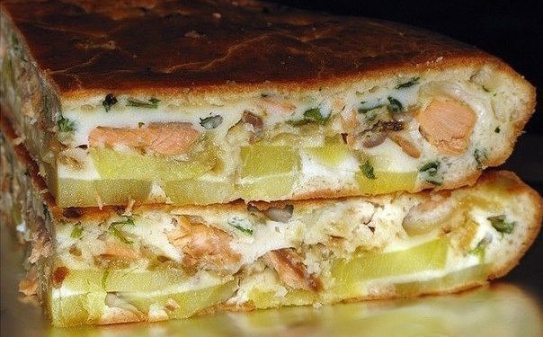 Рыбный заливной пирог с картошкой.Ингредиенты:-Яйца – 3 шт-Мука – 1 ст-Сметана – 0,5 ст-Майонез – ...