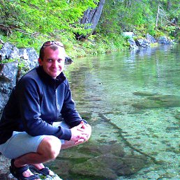 Eduard, 37, 