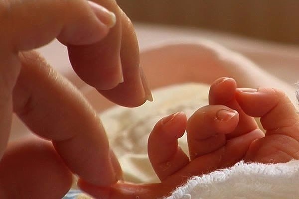Любовь отца - исключительна, она не похожа на любовь матерей, в ней мало слов. .Но она бесценна... - 5