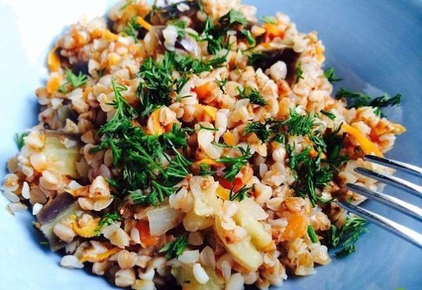 Топ-9 вкуснейших блюд с гречкой. 1. Гречка-по купечески Ингредиенты: 300-400 гр. мяса 1 стакан ... - 4