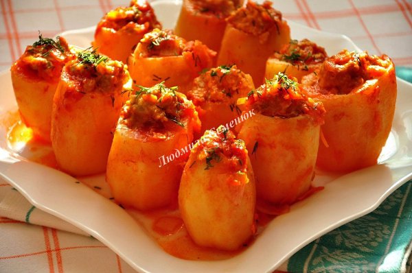 Фаршированный картофель.ИнгредиентыКартофель - 1 кгФарш мясной (говядина+свинина) - 300 гЛук ...