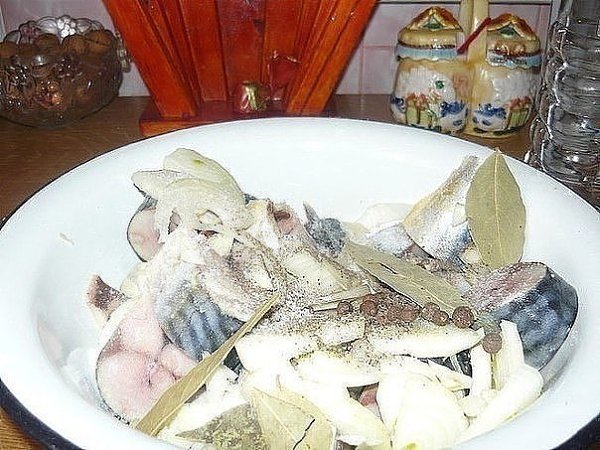 МАРИНУЕМ СКУМБРИЮ. Рыбу и морепродукты обожаю любые и в любом виде,но свою маринованную скумбрию не ... - 4