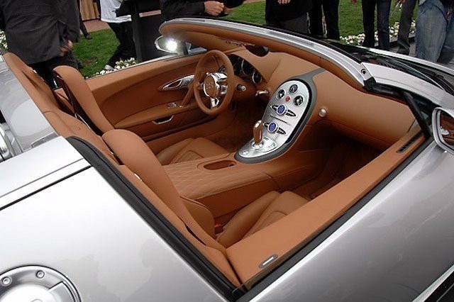     Bugatti Veyrons    ,    ...