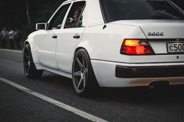 Mercedes-Benz 500E W124