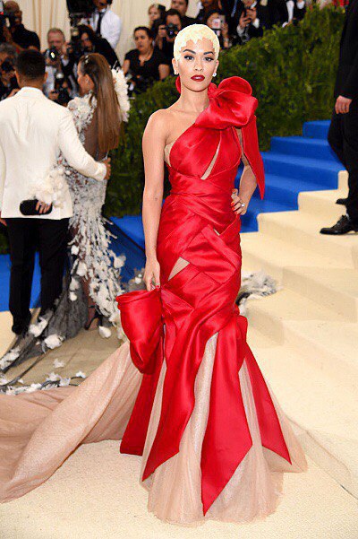   -      2017  Met Gala, ... - 9