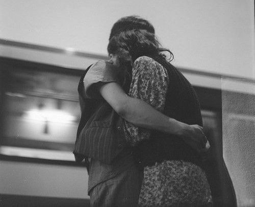 Пройдёт лет десять, может быть, пятнадцать, я буду уж тогда совсем другой. Но вдруг случайно на ...