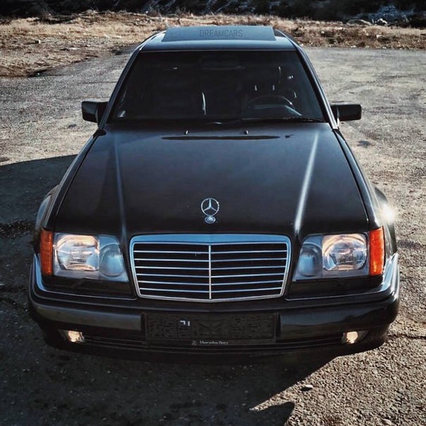 Mercedes-Benz E500 W124